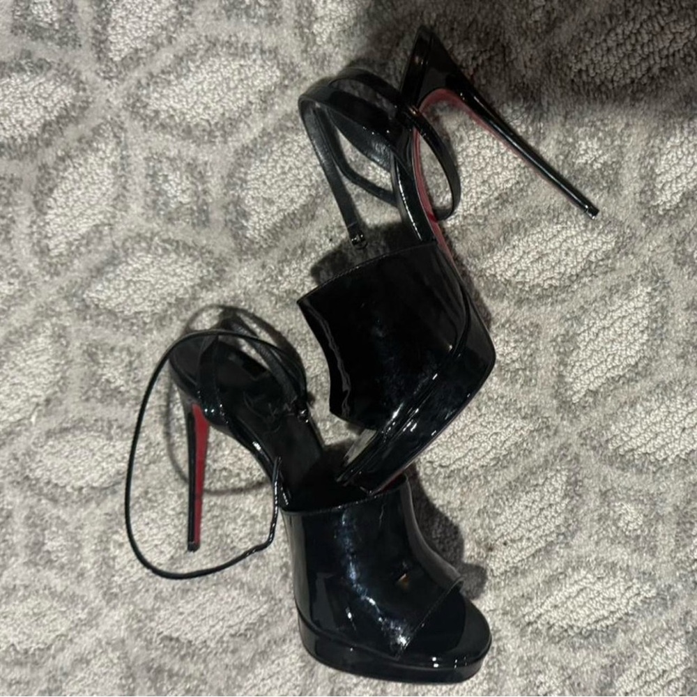 Paten leather Christian louboutin’s